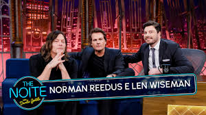 Tradução simultânea com emoção: Norman Reedus e Len Wiseman no Brasil